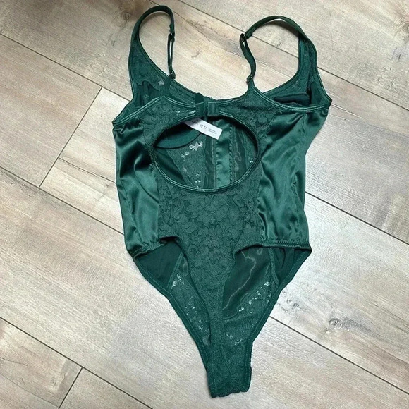 Urban Outfitters Green Satin & Lace Corset Bustier Bodysuit Out from Under Sz XS - Picture 7 of 10